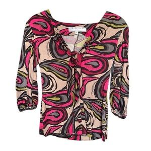 Trina Turk Silk Blouse size small retro vibe v-neck top front tie accent EUC